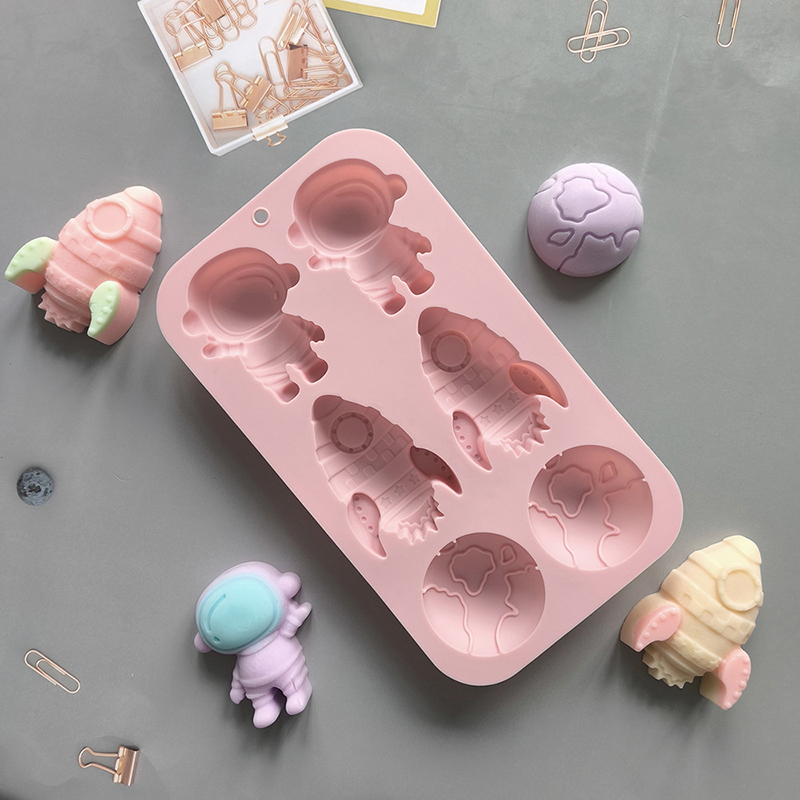 Soap Making Business - 6-hole Cartoon Astronaut Rocket Shaped Silicone