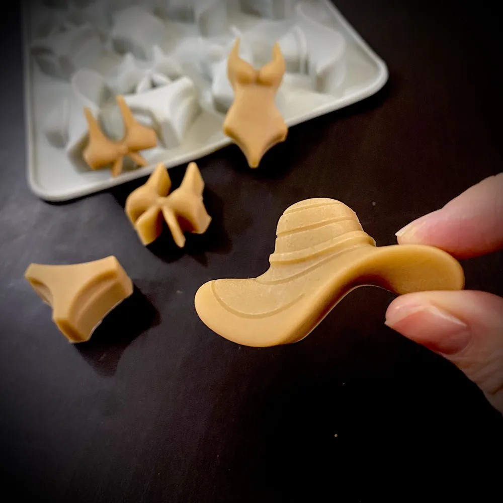 A Summer-Themed Beach Bikini M - Soap Making Silicone Molds のレビューと価格