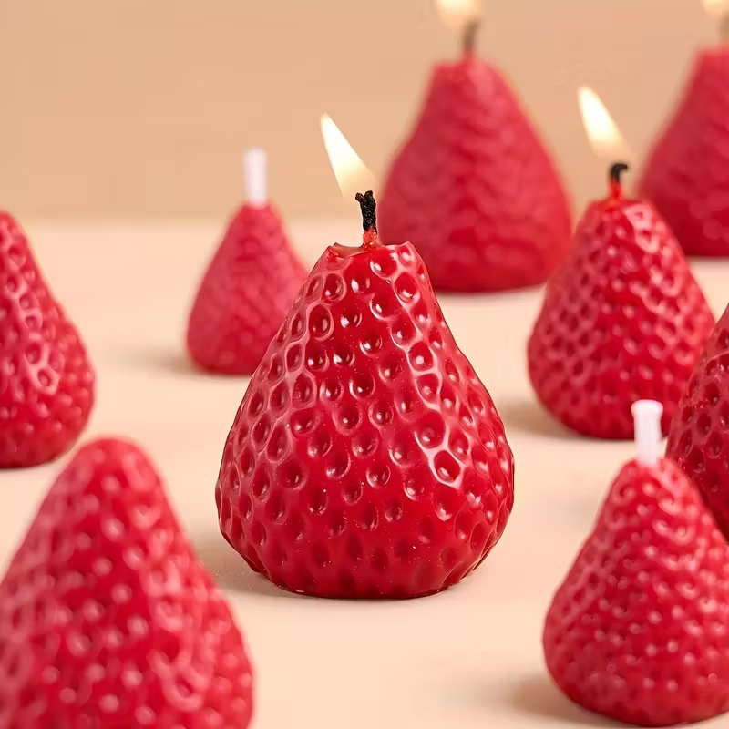 Strawberry Silicone Candle Mol - Soap Making Designs のレビューと価格