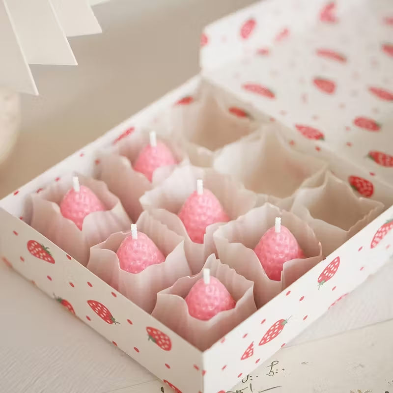 Strawberry Silicone Candle Mol - Soap Making Designs のレビューと価格