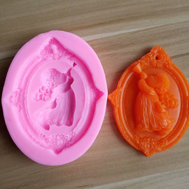 3D Angel Kids Shaped Silicone  - Soap Making Gifts のレビューと価格
